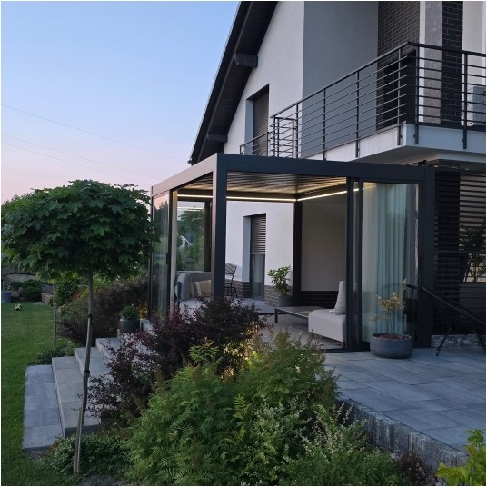 Pergola tarasowa Luxe 4x4x2.5 m antracytowa z LED i elektrycznym dachem -zdjęcie numer 11