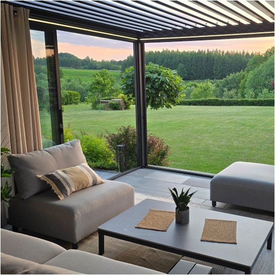 Pergola tarasowa Luxe 4x4x2.5 m antracytowa z LED i elektrycznym dachem -zdjęcie numer 2