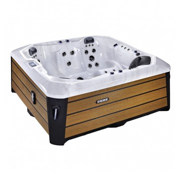 Wanna z hydromasażem dla 6 osób 1250 litrów 45 dysz